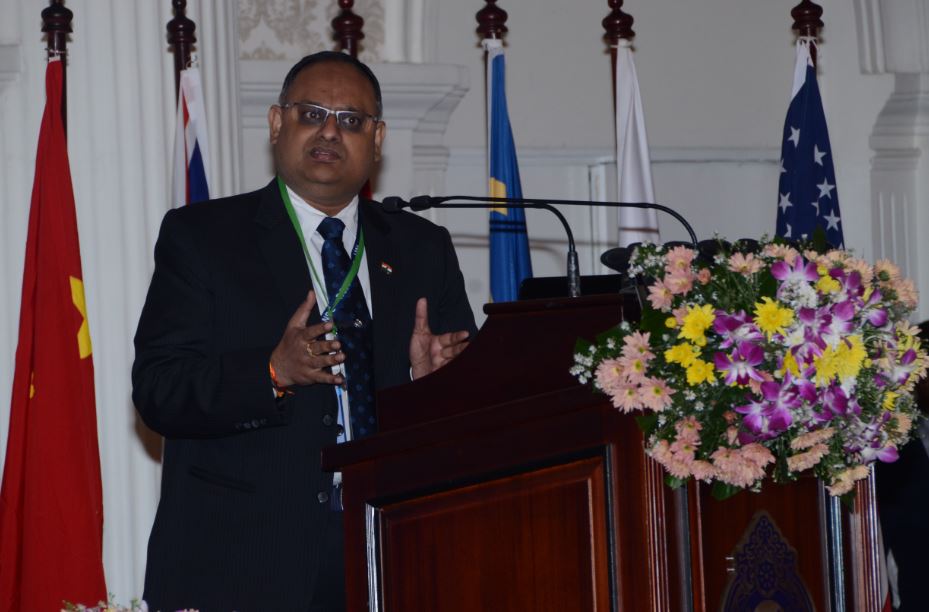 Sh.Sandeep Mittal, IPS sharing Karur Model of Policing the Community with practical presentation during the conference.